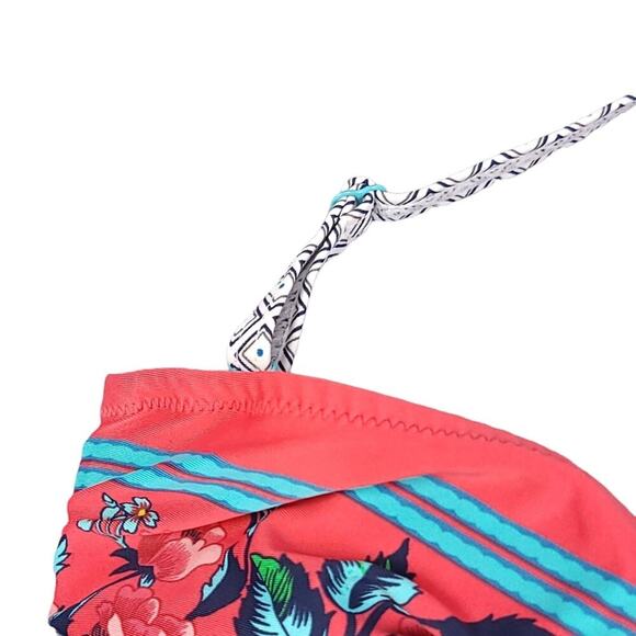 Profile Blush Bandeau Underwire Bikini Top - Picture 3 of 9